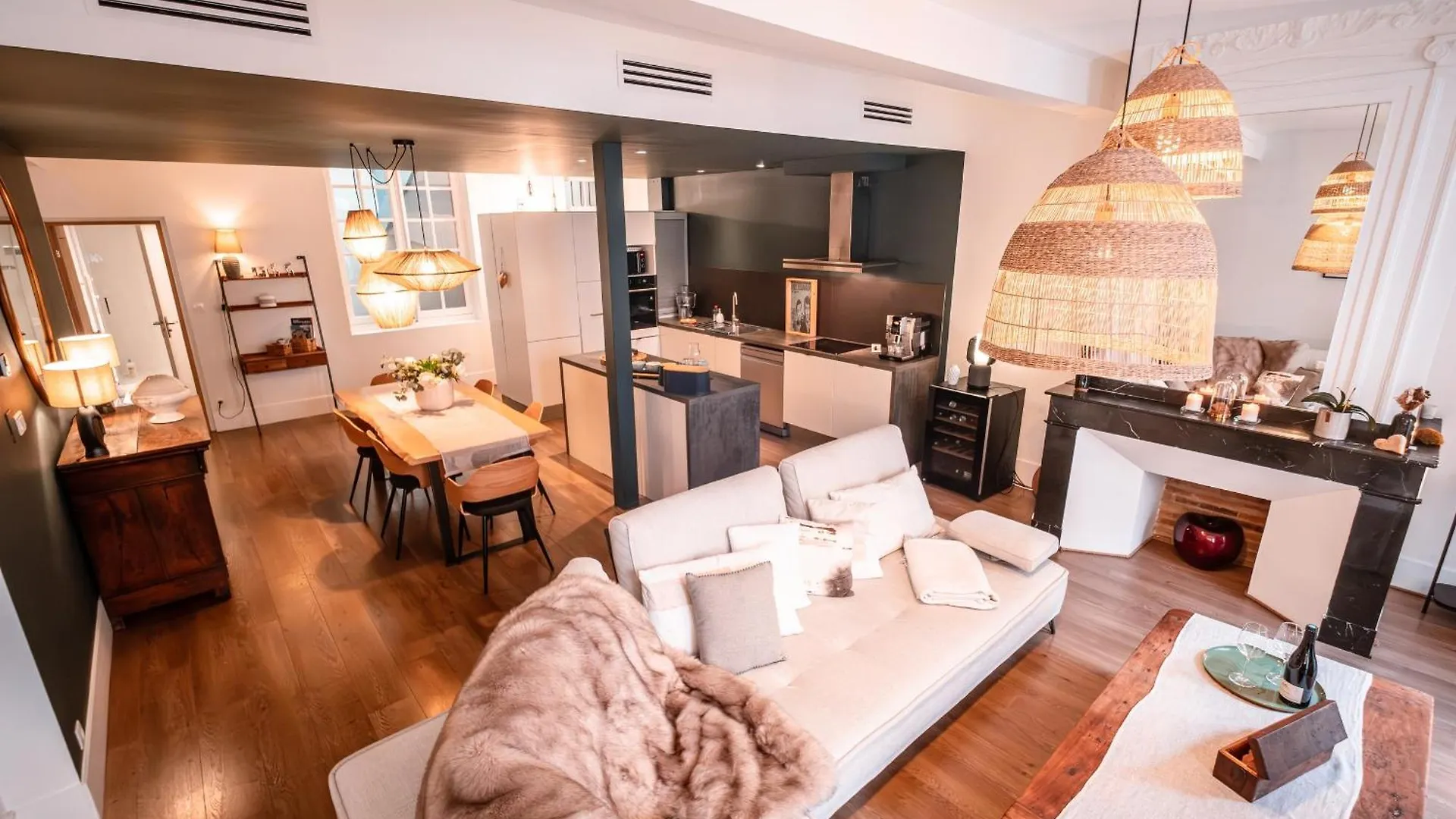 Apartmán Le Duplex Gourmand - Clim Et Parking - Wifi Montauban 0*,